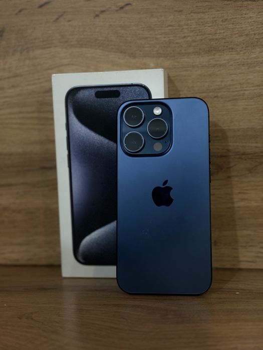 Продам айфон 15 про 256 гб