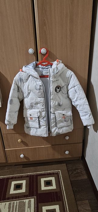 Зимняя ,теплая куртка