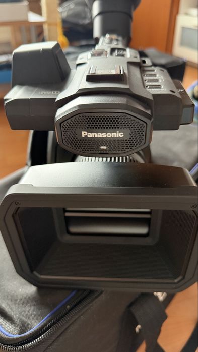 Camera video profesionala Panasonic AG-UX180 impecabila ca noua