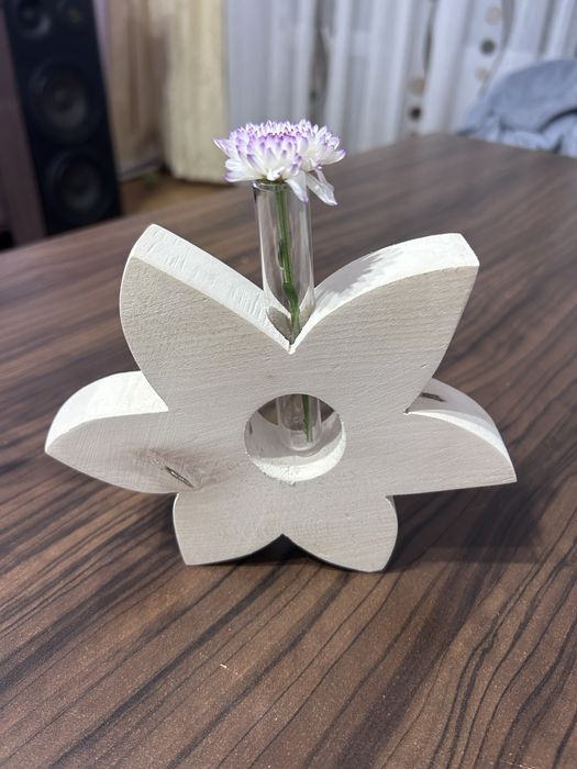 Ръчно изработени дървени украшения