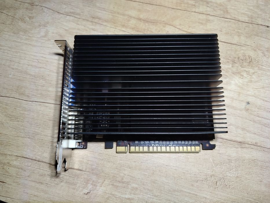 Продавам видеокарти