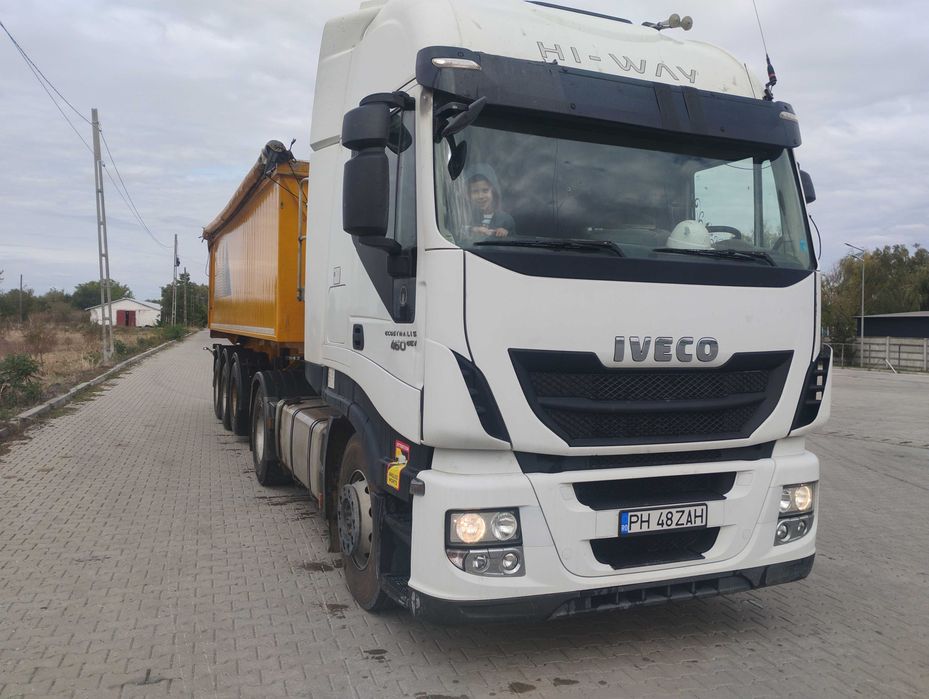 Vând ansamblu basculanta