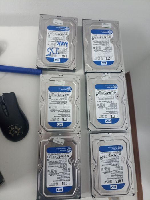 Жёсткие диски WD Blue 1 ТБ — 3.5", SATA