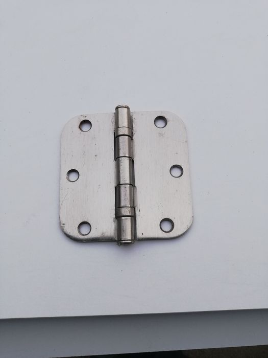 Продавам употребявани брави