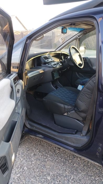 Таёта Истима 96 года