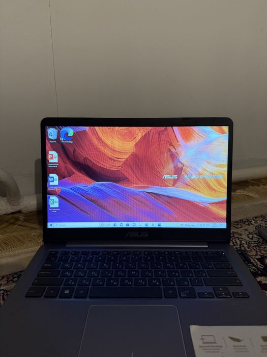 Ноутбук в нормальном состаяние