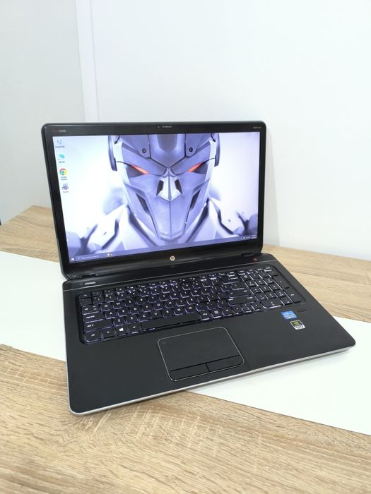 HP 17.3" i7 16gb 240gb ssd Nvidia 2GB