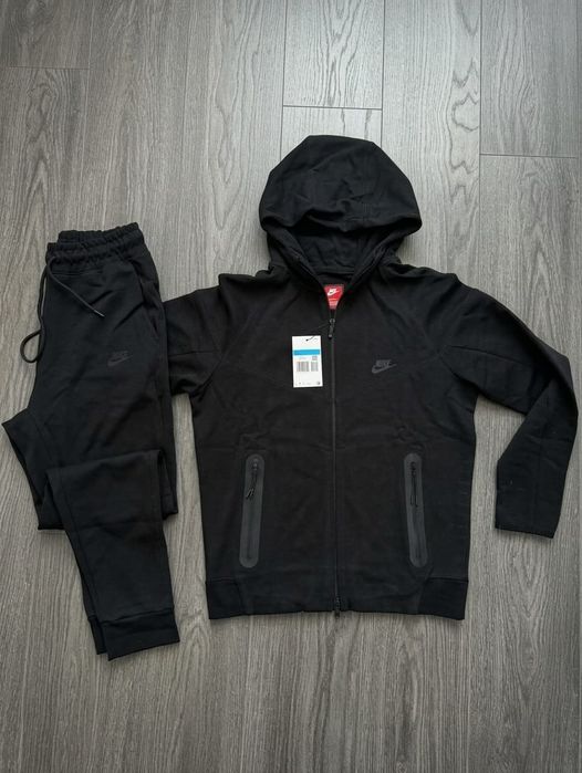 Trening Nike Tech Negru - Unisex