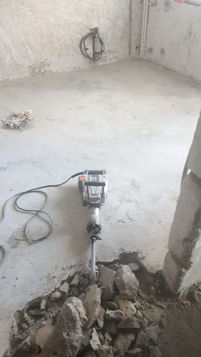 Demolari Decopertari Debarasari