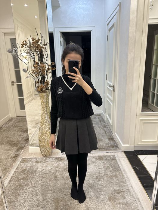 Тёплые юбки — по 150 тыс. каждая