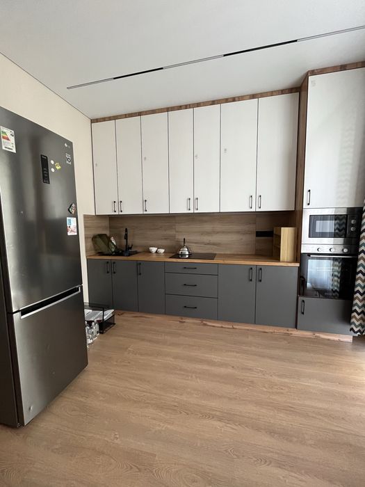 Подселение девушки желательно двоих.