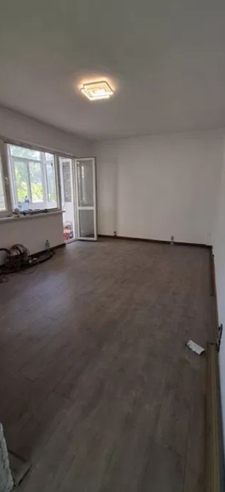Продава се Едностаен апартамент в Пловдив, Тракия - 36 кв.м за 2000 €/кв.м - Снимка #2