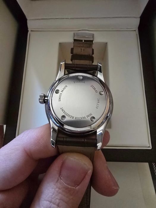 Мъжки швейцарски часовник Eterna Artena