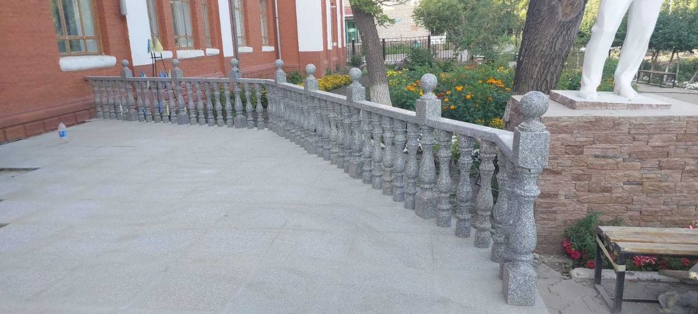 Изготовление памятников фирма "Монумент"