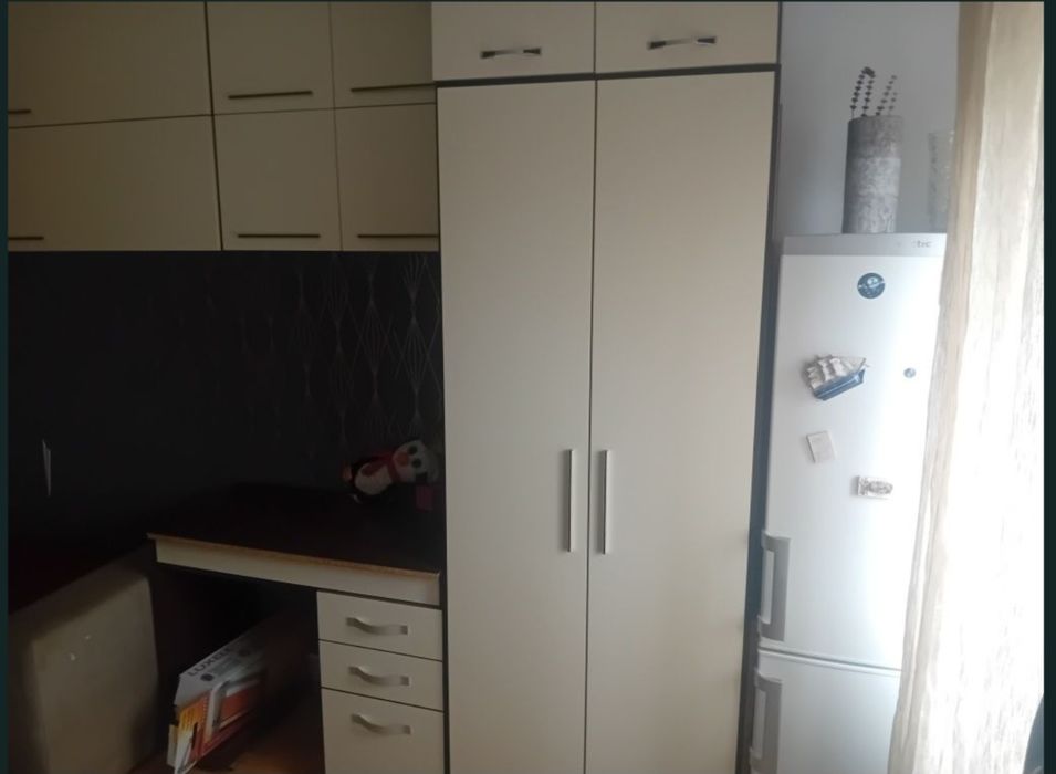 Garsoniera, 22mp,etaj3,mobilat si utilata, termopane — fotografia 3