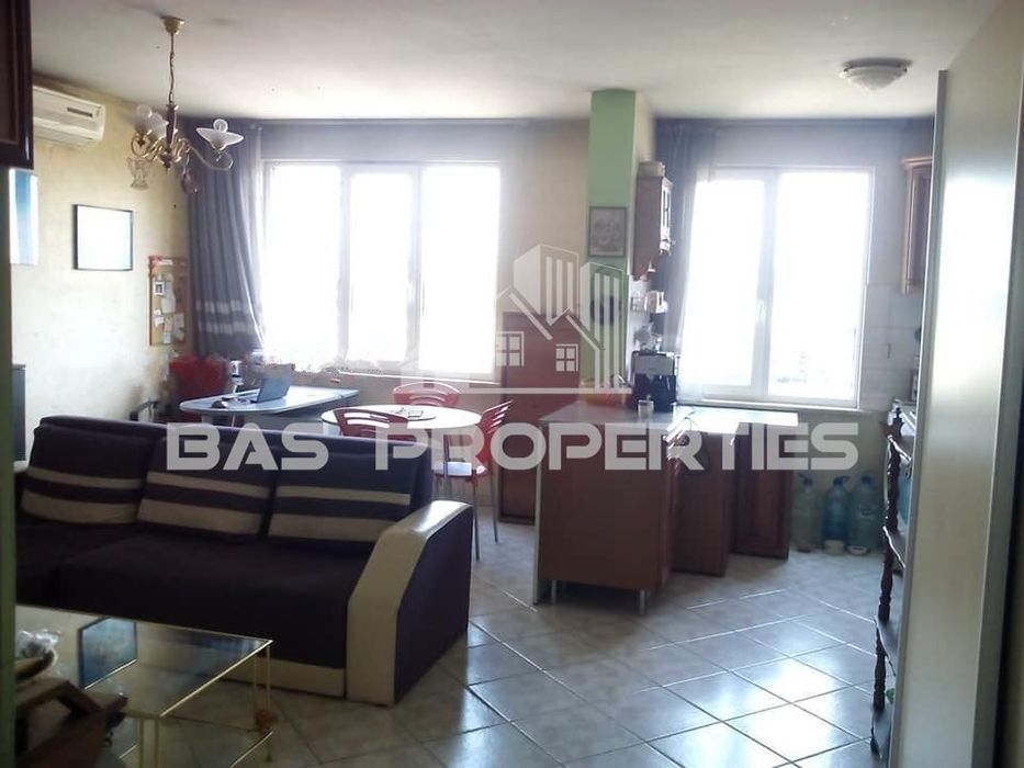 Продава се Тристаен апартамент в София, Оборище - 68 кв.м за 4706 €/кв.м - Снимка #2