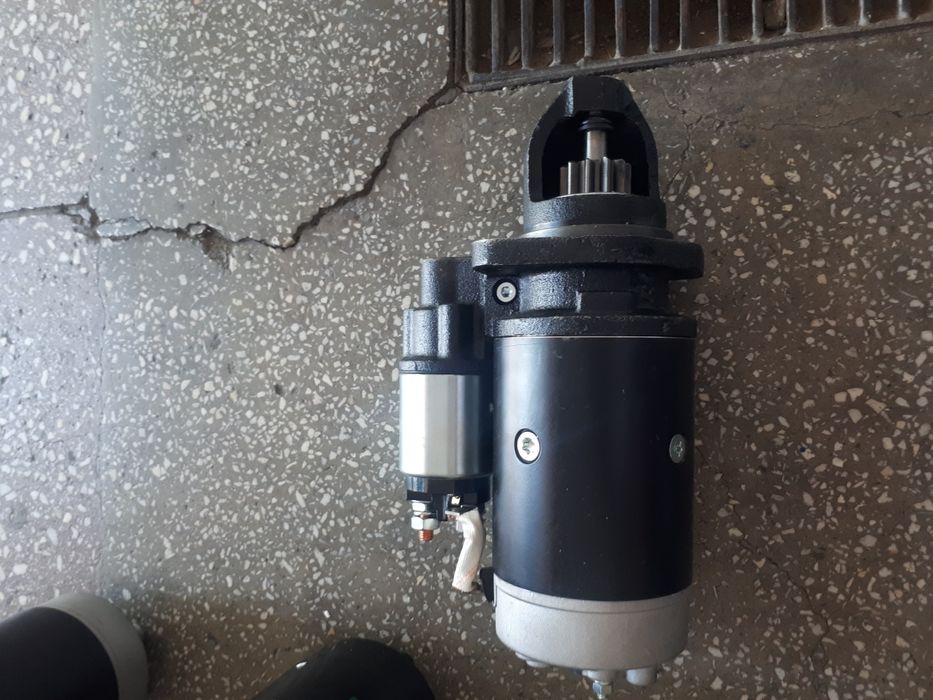 Electromotor nou combina CLAAS cu motor perkins in 6 cilindri