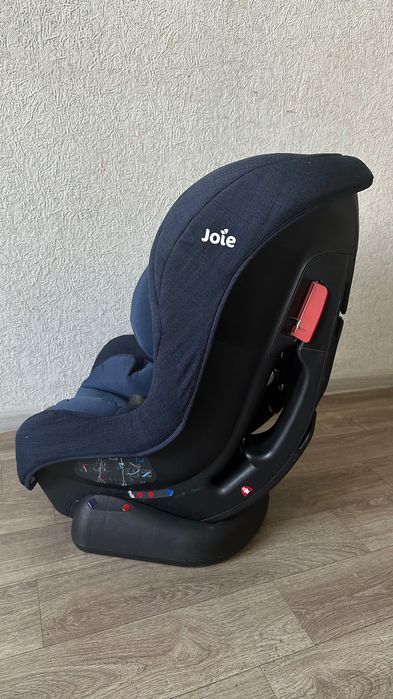 Автокресло детское в отличном состоянии с рождения и до 18 кг