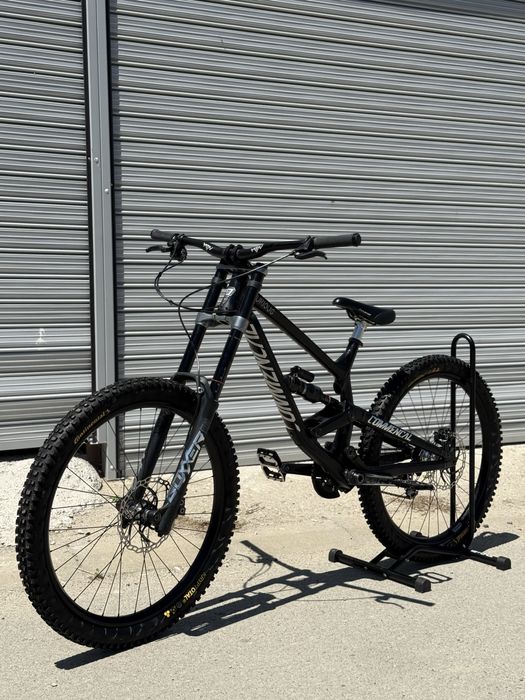 Велосипед за спускане Commencal Furious 27.5 M | БЕЗ БАРТЕРИ !