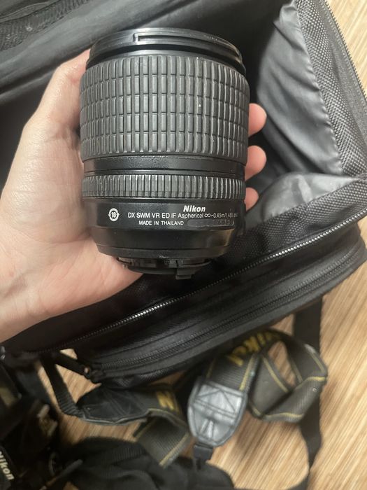 Nikon D71000 фотоаппарат