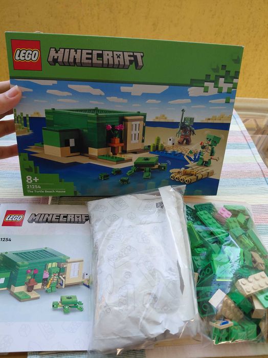 Lego Minecraft The Turtle Beach House 21254