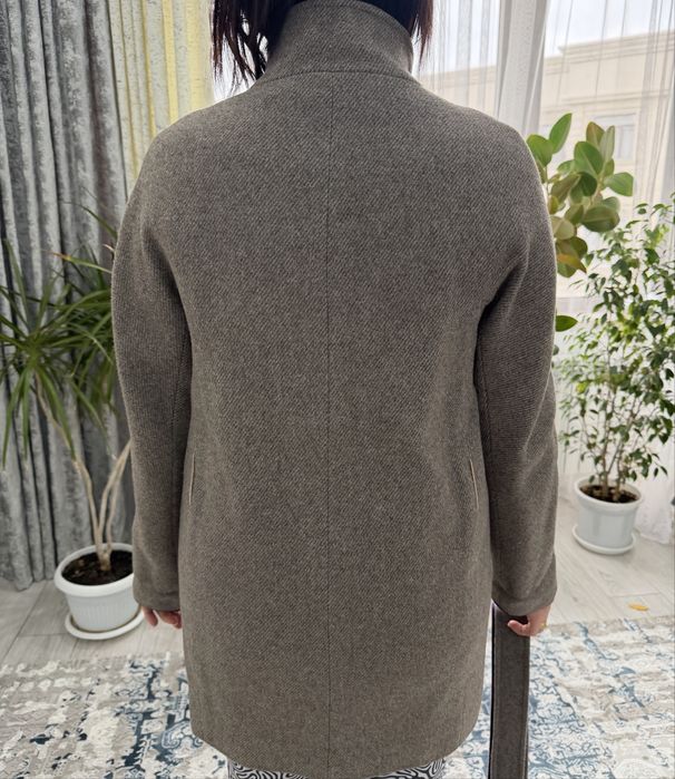 Пальто женское 44 размер