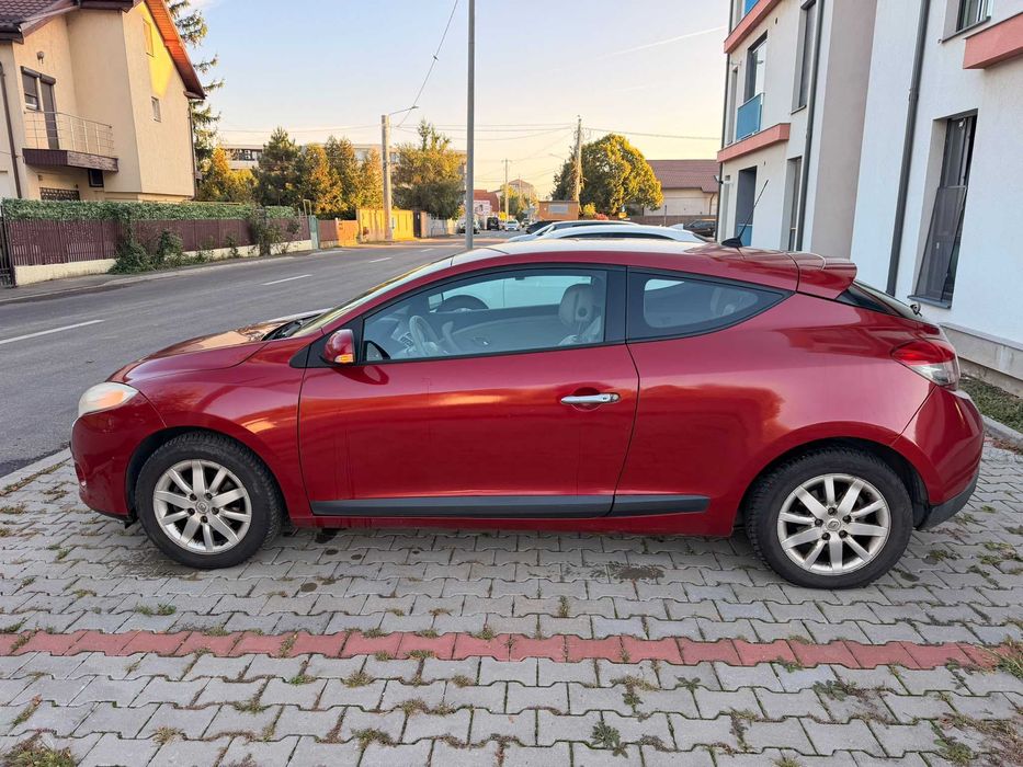 RENAULT Megane 2010 — imagine 2