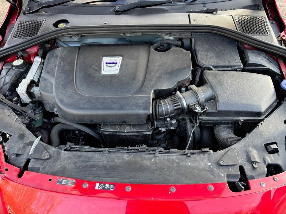 Motor Volvo 2.0 diesel, 5 cilindrii D5204T2
