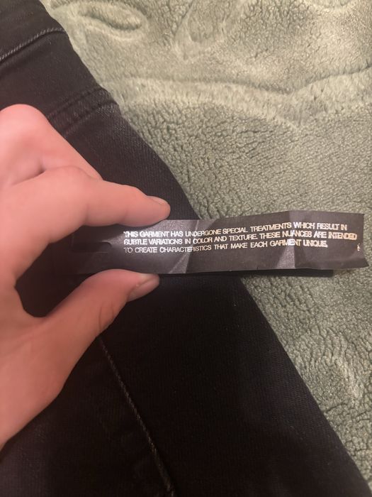 Vand blugi amiri noi marimea 42