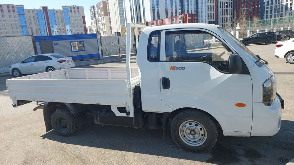 Продам автомобиль Киа бонго