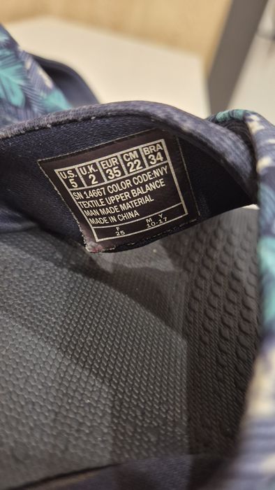 Чехли Skechers       .