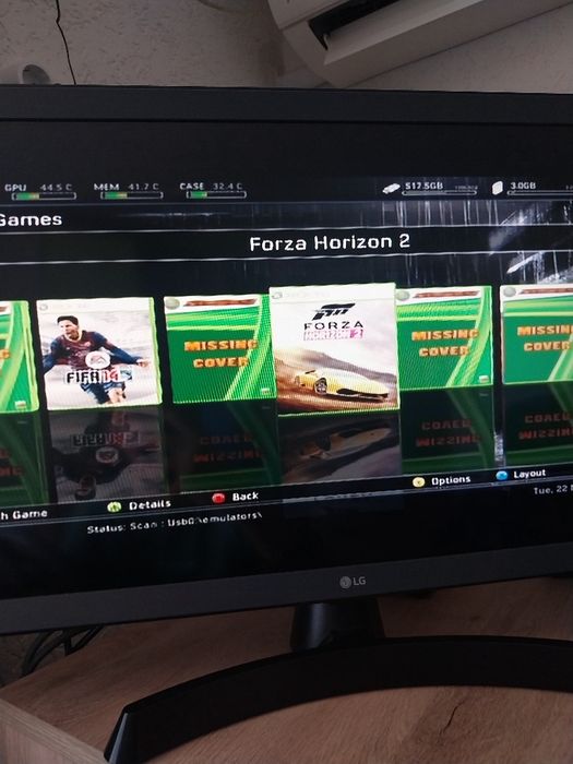 Продавам xbox 360 slim и hardisk с 1.5TB памет с над 500 игри, като gta 5, forza horizon , call of duty и много други