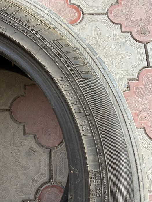 Отдам дешевле 2 шт 215/55/17