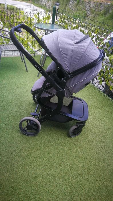 Бебешка количка с кош