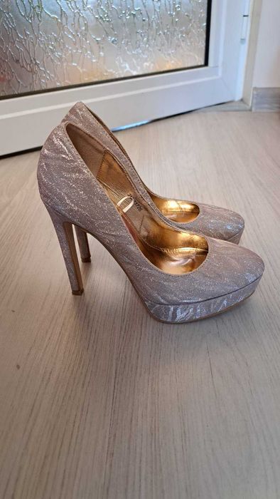 Обувки и чанта комплект