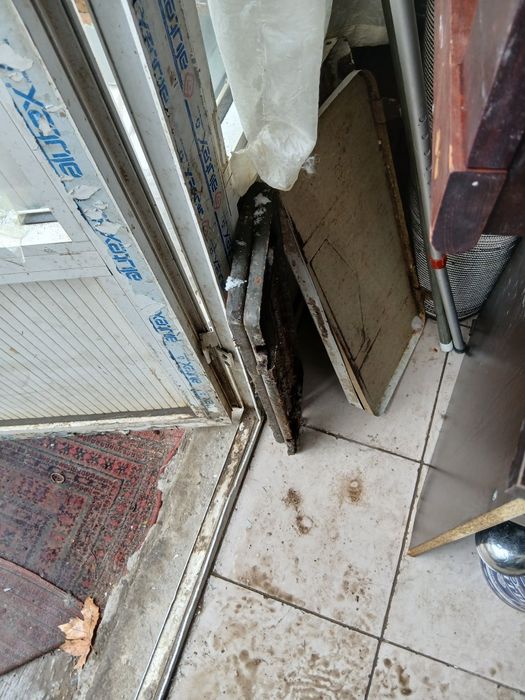 Чугуни канать газ.