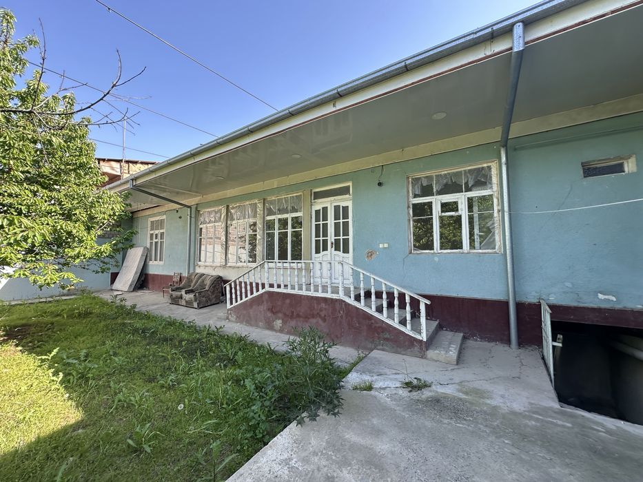 Хасанбой шахар тарафда 7 сотих ховли ер хисобида