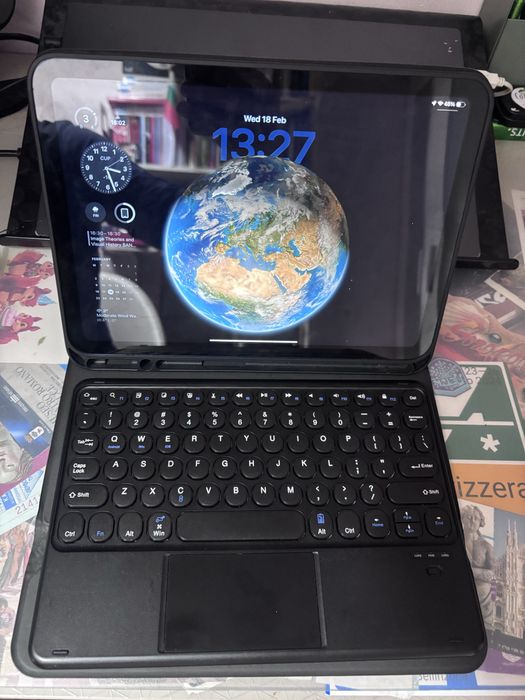 Калъф и безжична клавиатура за Ipad 11 A16 / Ipad 10.9