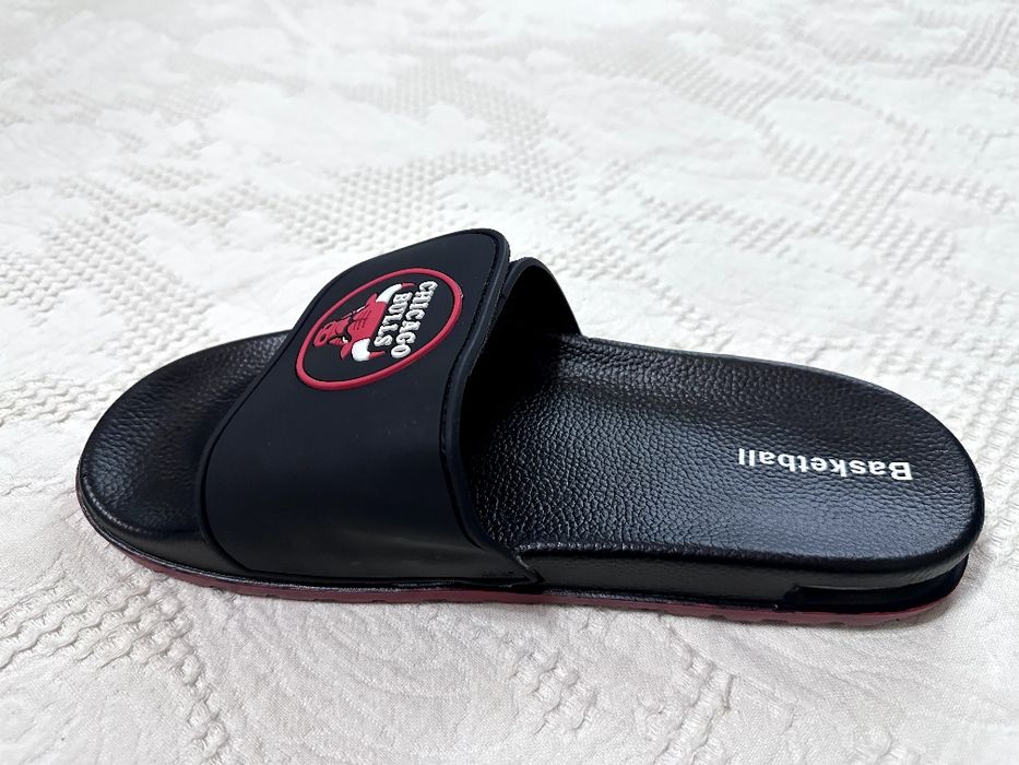 Мужской тапочка CHICAGO BULLS NEW
