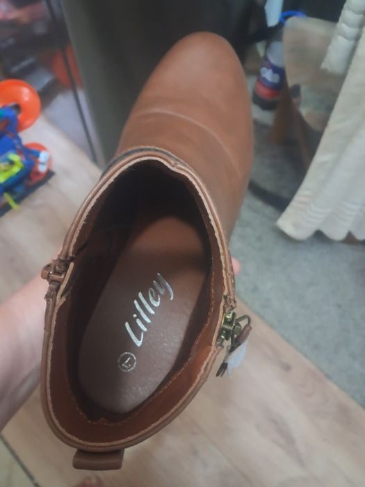 Дамски боти. Lilly  37