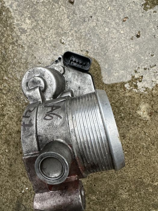 Clapeta acceleratie Audi A6 , C6 motor 2,7 tdi