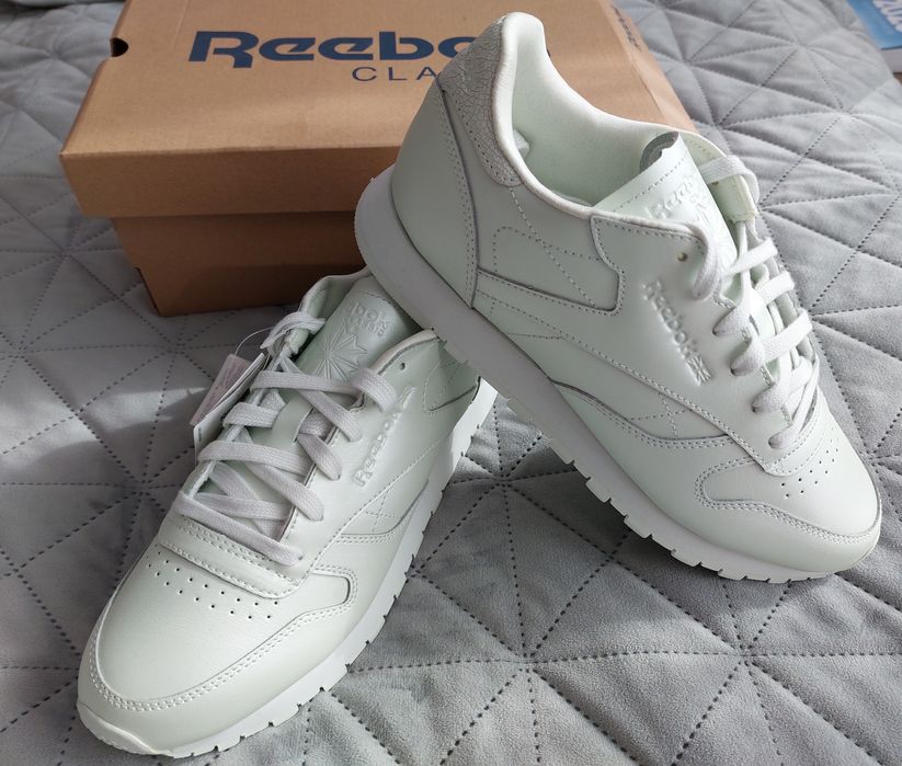 Нови REEBOK Classic,  38 номер