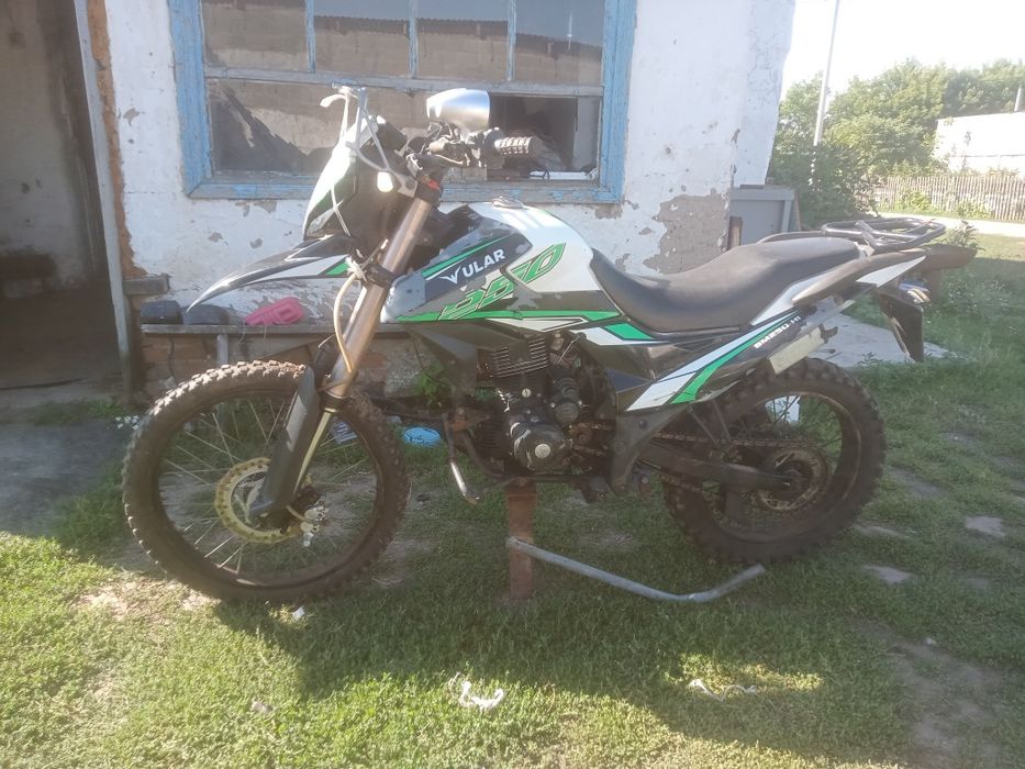 Продаю мотоцикл 250 куб