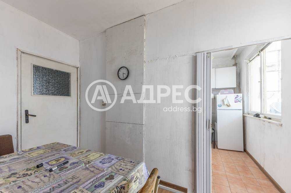 Продава се Тристаен апартамент в Варна, Възраждане 1 - 90 кв.м за 1612 €/кв.м - Снимка #6