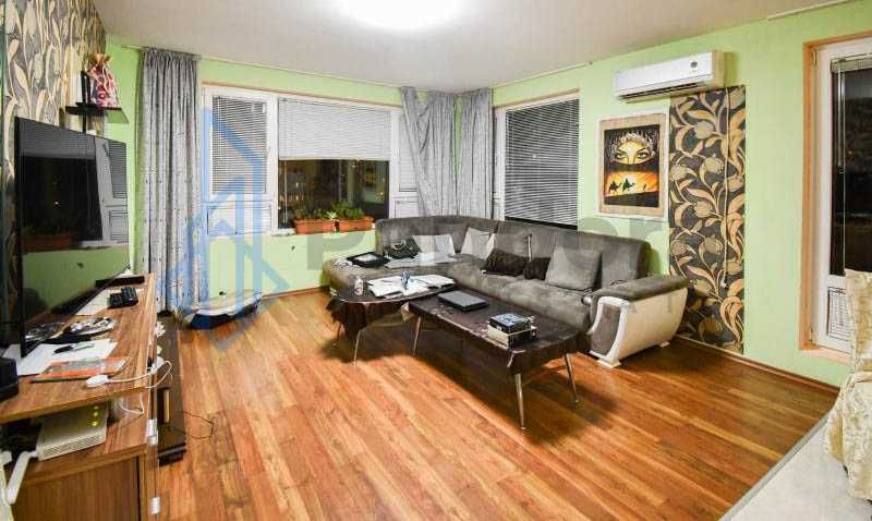 Дава се под наем Тристаен апартамент в София, Полигона - 120 кв.м за 525 € - Снимка #1