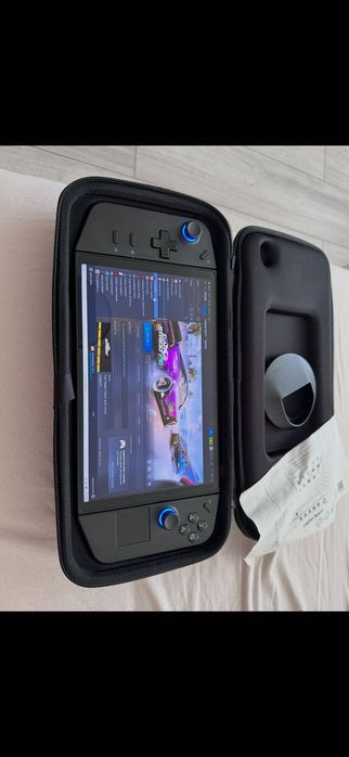 Consola Lenovo Legion GO Ryzen Z1 16GB 512GB SSD 144hz