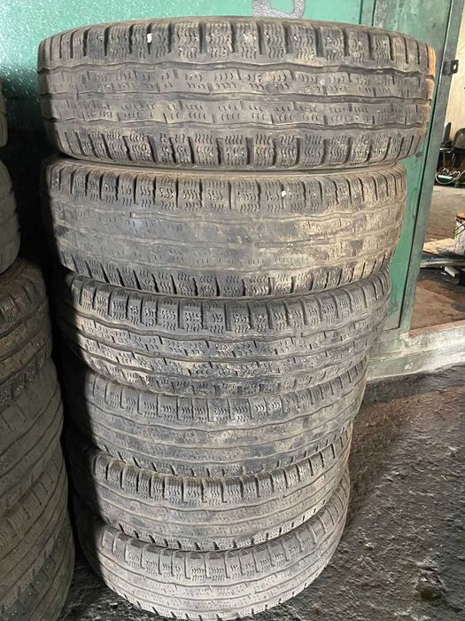 Продаю шины б/у 205/16