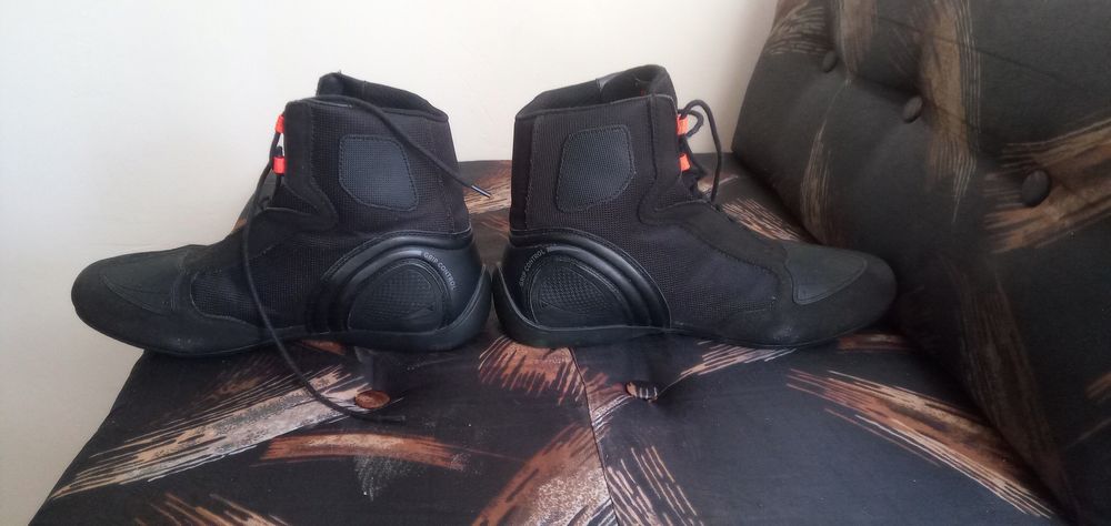 Мото боти Dainese