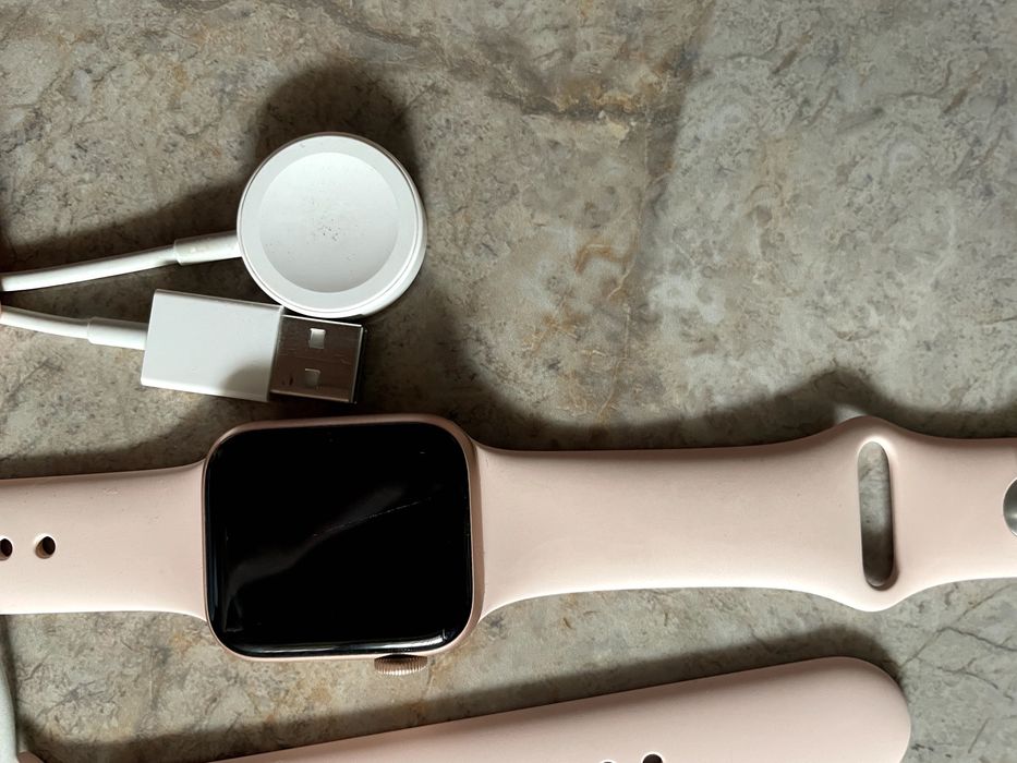 Apple Watch SE 1st Gen, 40 mm, GPS – Gold Aluminium 2020, GPS, 40 mm