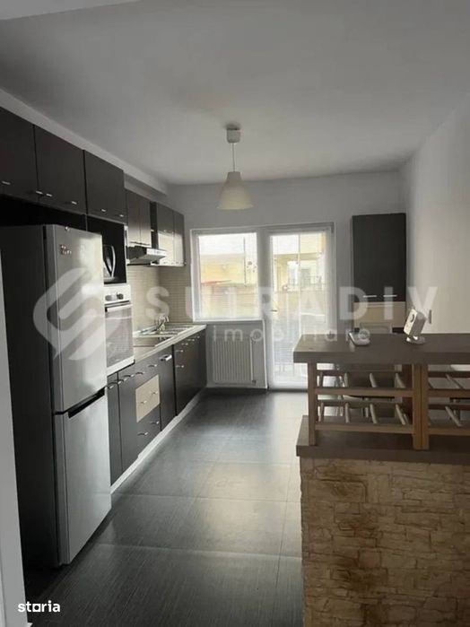 Casa tip duplex, curte separata de 350 mp, 3 parcari- Floresti